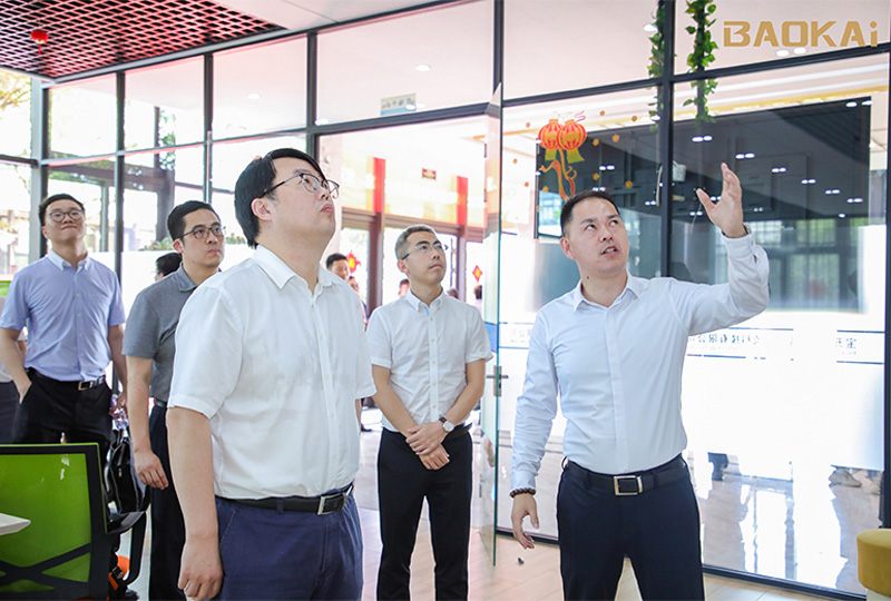 新聞 | 熱烈慶?！氨本┼]電大學(xué)&寶開智能”聯(lián)合實(shí)驗(yàn)室、寶開研究院正式成立！