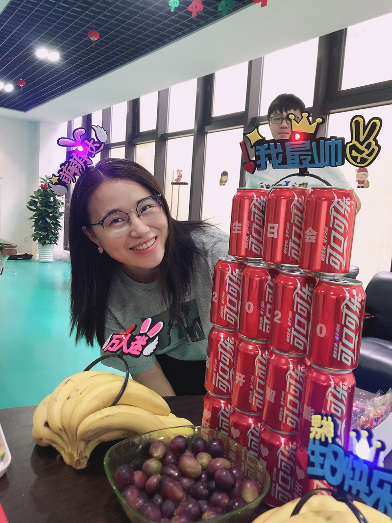 八月集體生日會 | 與久違的祝?；馃嵯嘧?  src="/uploads/allimg/210903/1-210Z3142023A9.jpg" /></p>
<p><img alt=