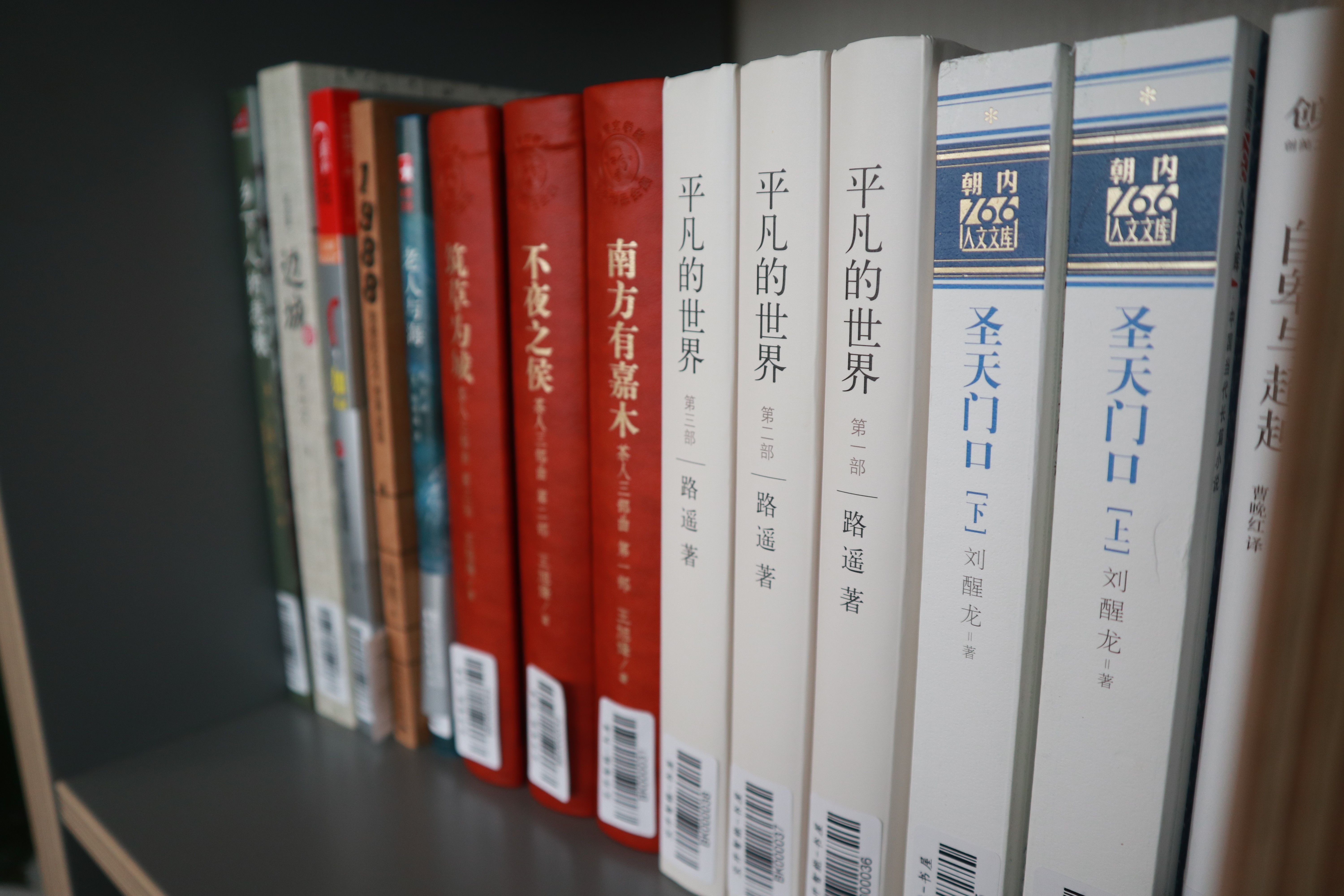 企業(yè)書香 | 寶開新建職工書屋，“小書屋”構(gòu)建精神“大家園”