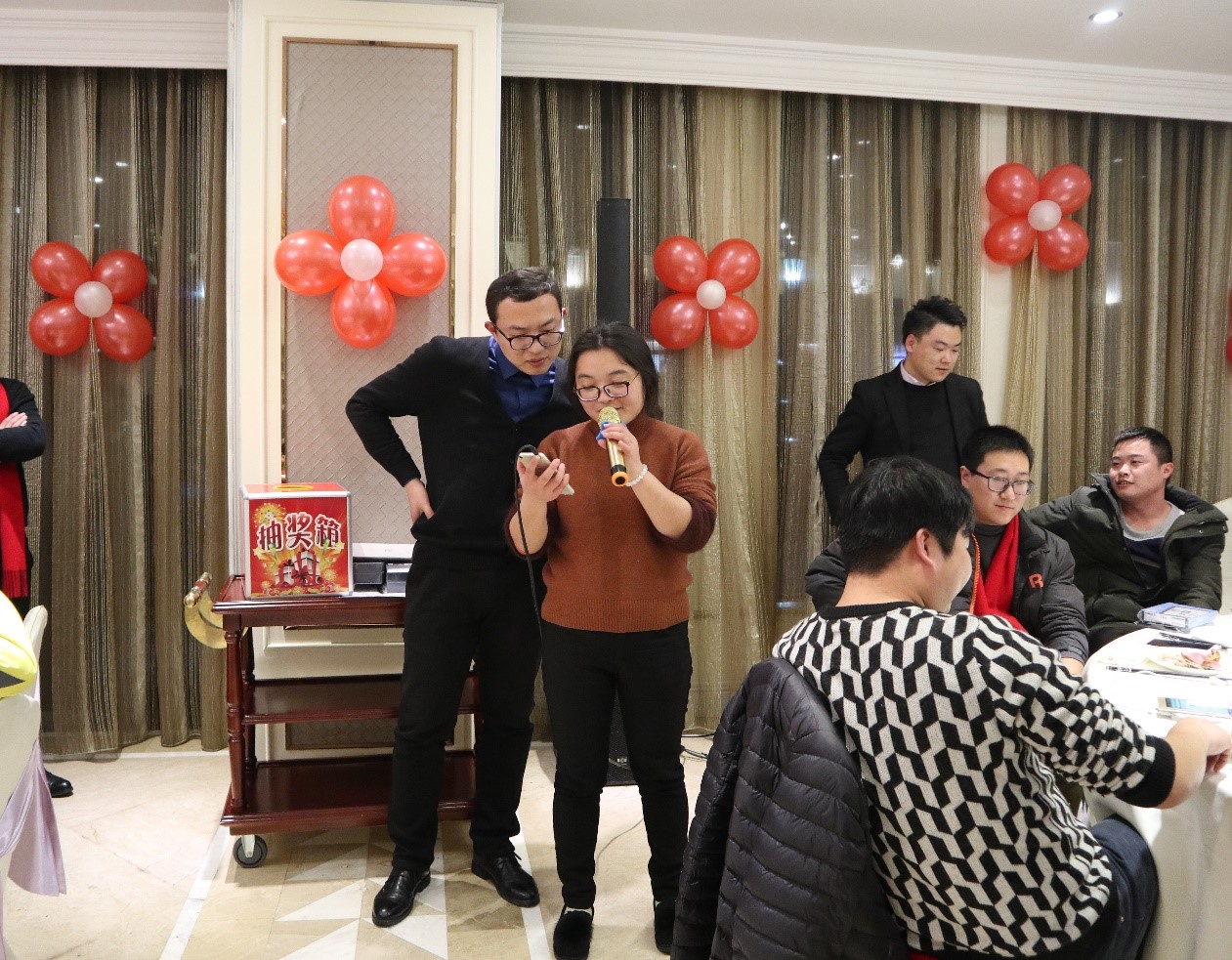新聞 | “不忘初心創(chuàng)輝煌，牢記使命迎挑戰(zhàn)”寶開年會系列活動報道