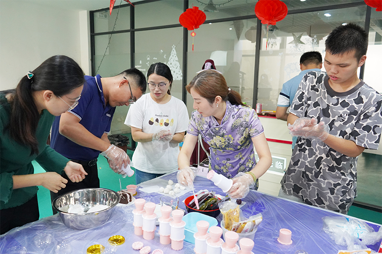 月圓中秋 · 集體慶生 | 溫馨九月，迎佳節(jié)，賀生辰，共團圓！